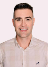 Retrato de GUSTAVO OLIVEIRA