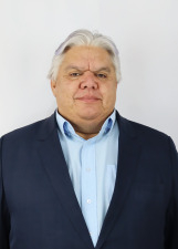 Retrato de MARCOS MORAES