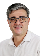 Retrato de REGIS LORENZONI