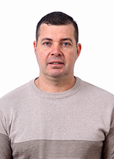 Retrato de ALEX VESTENA