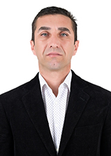 Retrato de CLEON PIVA