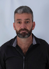 Retrato de ARI TAVARES