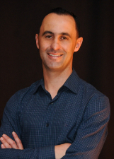 Retrato de JULIANO CARVALHO