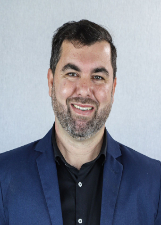 Retrato de TONI ARAÚJO