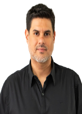 Retrato de ZÉ HENRIQUE WESTPHALEN