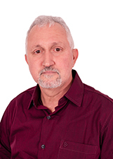 Retrato de LEO CECHIN