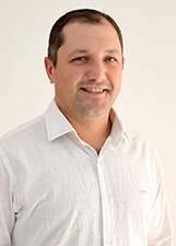 Retrato de EVANDRO ROVANI