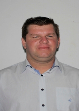 Retrato de MOISES ESSI