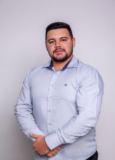 Retrato de LUCAS SUZIN