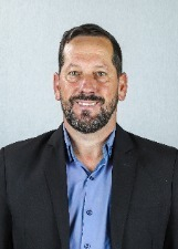 Retrato de IDUARDO TEIXEIRA COBRINHA