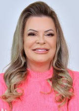 Retrato de EVANIA TREVISAN