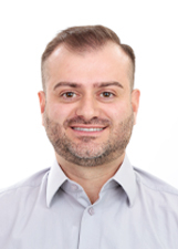 Retrato de TIAGO TOMIELO