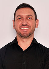 Retrato de LECIR BAREA