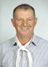 Retrato de JOÃO HELI