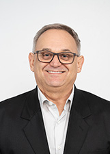 Retrato de BETO CARNEVALLI