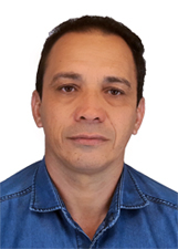 Retrato de ADRIANO ALMEIDA