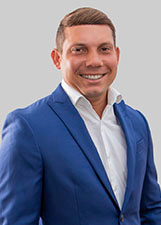 Retrato de SERGIO BERMOND