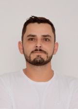 Retrato de LÉO BENTO