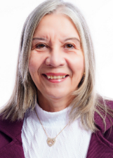 Retrato de TÂNIA LARSON