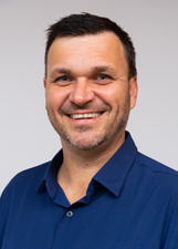 Retrato de FERNANDO RICKEN