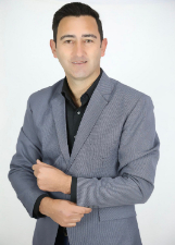 Retrato de DINILSON CABELEIREIRO