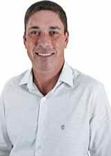 Retrato de RICARDO CLAUDINO