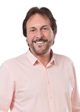 Retrato de CÉSAR CESA