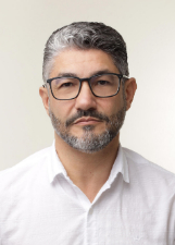 Retrato de CESAR SILVA