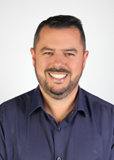 Retrato de JUNIOR CANANI