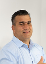 Retrato de MARCIO MELO
