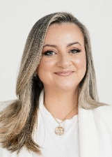 Retrato de JANAIRA REIS
