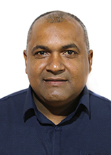Retrato de NI COSTA