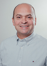 Retrato de LEANDRO MARTINS