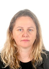 Retrato de DEISI FELCZAK PEREIRA