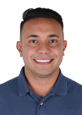 Retrato de LUCAS FERRARI