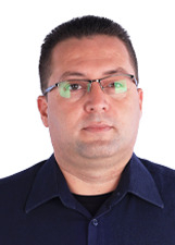 Retrato de ANDRÉ ARAUJO