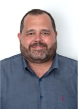 Retrato de TIAGO FARIA