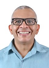 Retrato de ZÉ ROCHA
