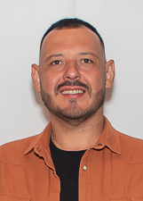 Retrato de FERNANDO OMETO