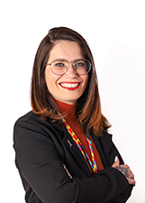 Retrato de MIRELLE BUENO