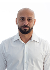 Retrato de ERIC VALINI