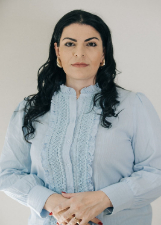 Retrato de DÉBORA RIBEIRO