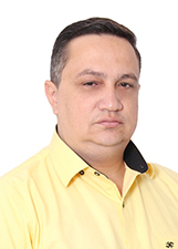 Retrato de EDMILSON