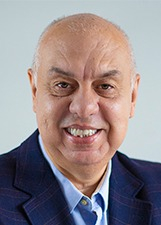 Retrato de TIAGO NOGUEIRA