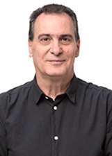 Retrato de HELINHO ZANATTA