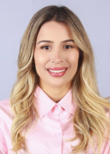 Retrato de FRANCINE BELLO