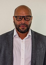Retrato de FERNANDES FIMPER