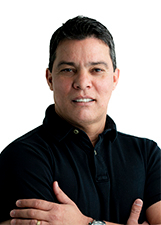 Retrato de ALEX TAILÂNDIA FILHO ZÉ PNEU