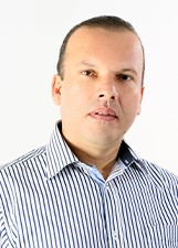 Retrato de CARLINHOS DO LEME