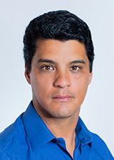 Retrato de CRIS PNEUS